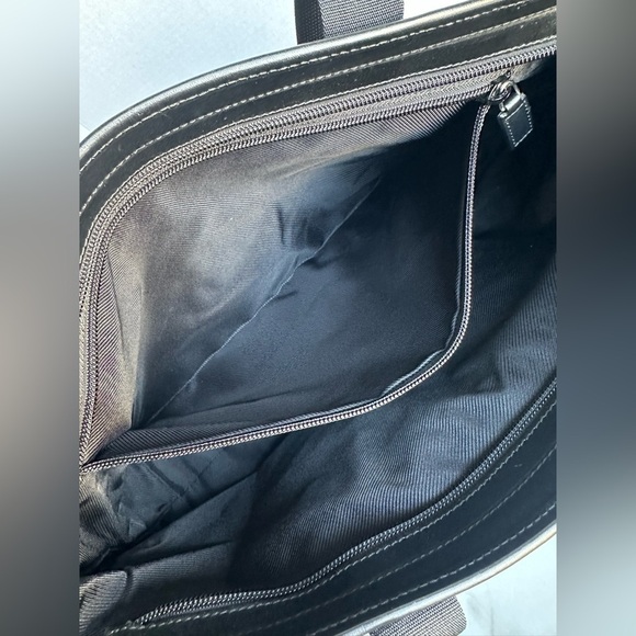 Authentic Gucci Vintage GG Canvas Tote - Picture 14 of 14